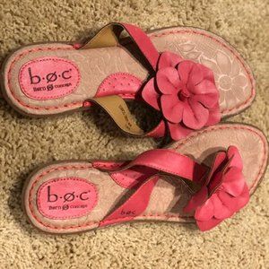 Born sandals